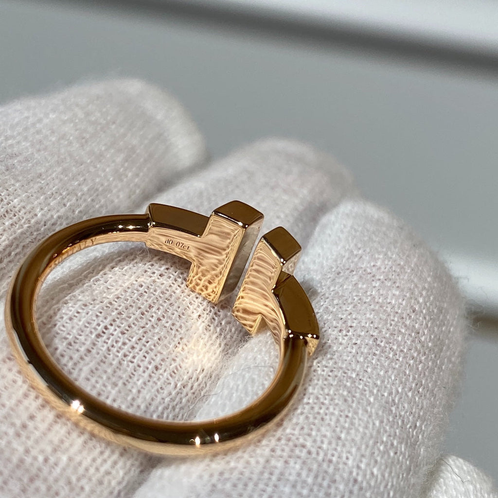 Tiffany T Wire MOP Cubic Zirconia Ring Pink Gold