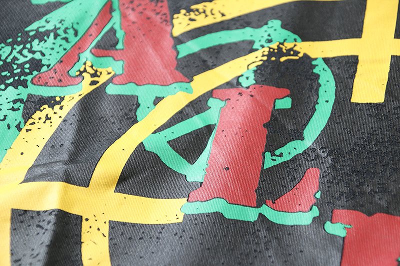 VALE USA Washed Lives Dreams Graphic T-Shirt — detail
