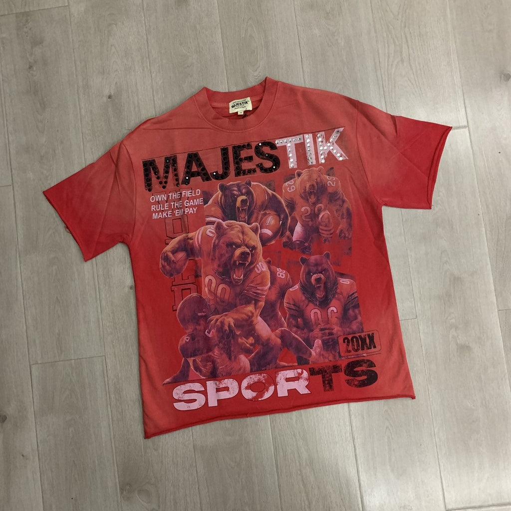 MAJESTIK Red Bear Football Graphic T-Shirt — front