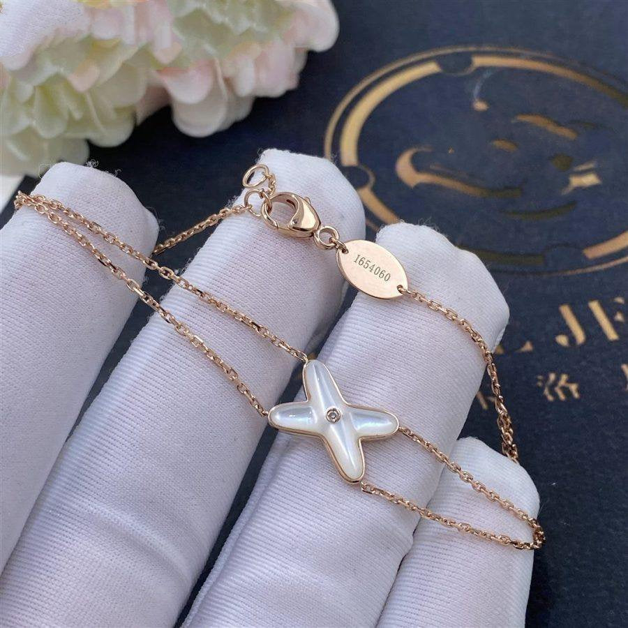 Chaumet Jeux Bracelet White MOP Pink Gold 1 Cubic Zirconia